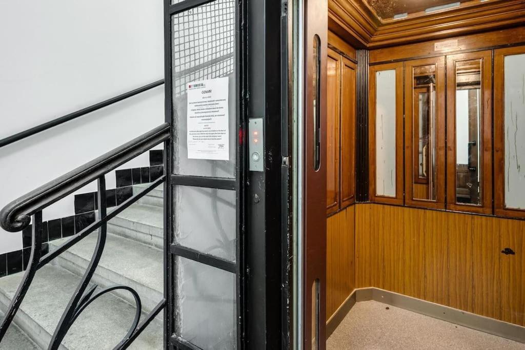 Stylovy Apartman V Centre Mesta Bratislava Esterno foto